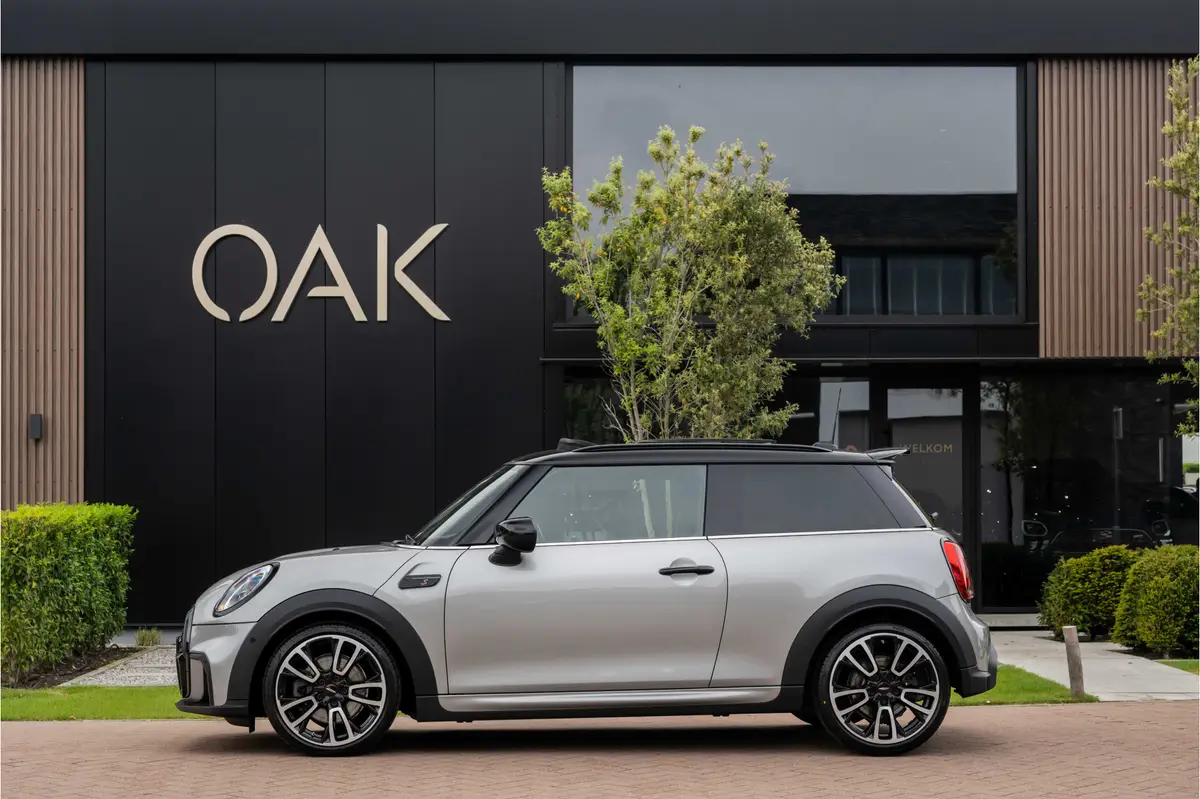 MINI Cooper S Mini 2.0 F1 Aut. | JCW-Trim | Navi | Panorama | Lounge Leder | H&K | Head-Up | ACC | Camera | 18"LM | Melting Silver: foto 1