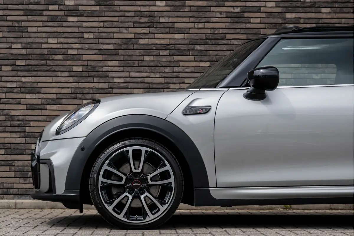 MINI Cooper S Mini 2.0 F1 Aut. | JCW-Trim | Navi | Panorama | Lounge Leder | H&K | Head-Up | ACC | Camera | 18"LM | Melting Silver: foto 35