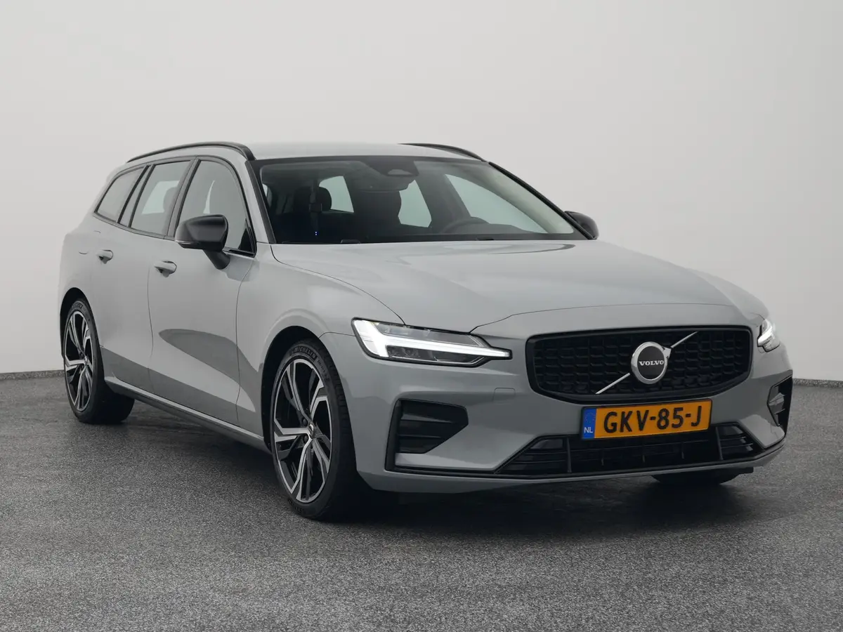 Volvo V60: foto 2