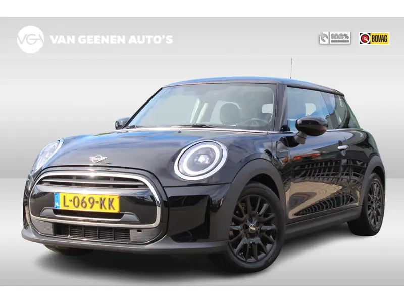 MINI One 1.5 One Cooper First Essential 2021 leasen bij DreamLease: foto 1