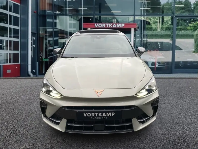 CUPRA Leon 1.5 TSI e-Hyb 272 PK VZ PANO.DAK/CAM./ACC/STOEL+STUURVERW./MEM. 2024 leasen bij DreamLease: foto 2