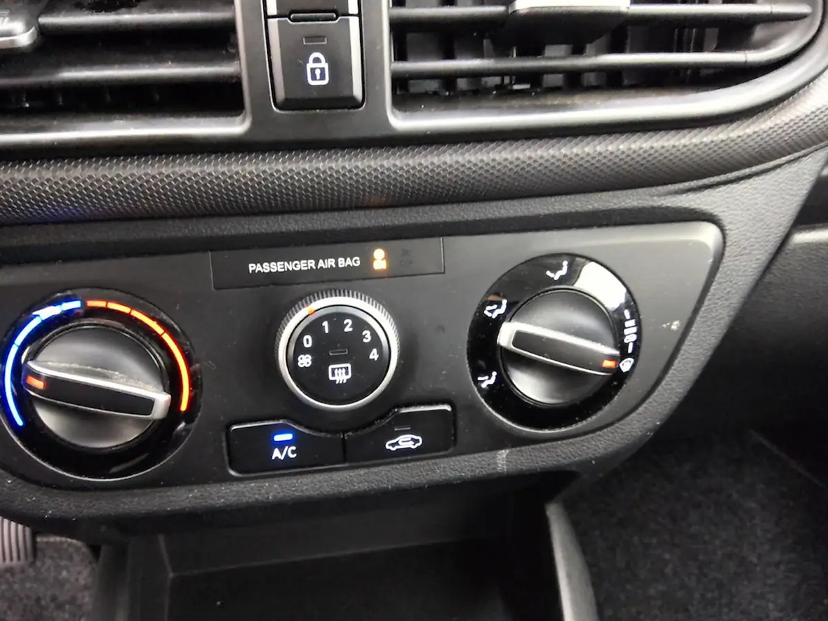 Hyundai i10 1.0 Comfort: foto 11