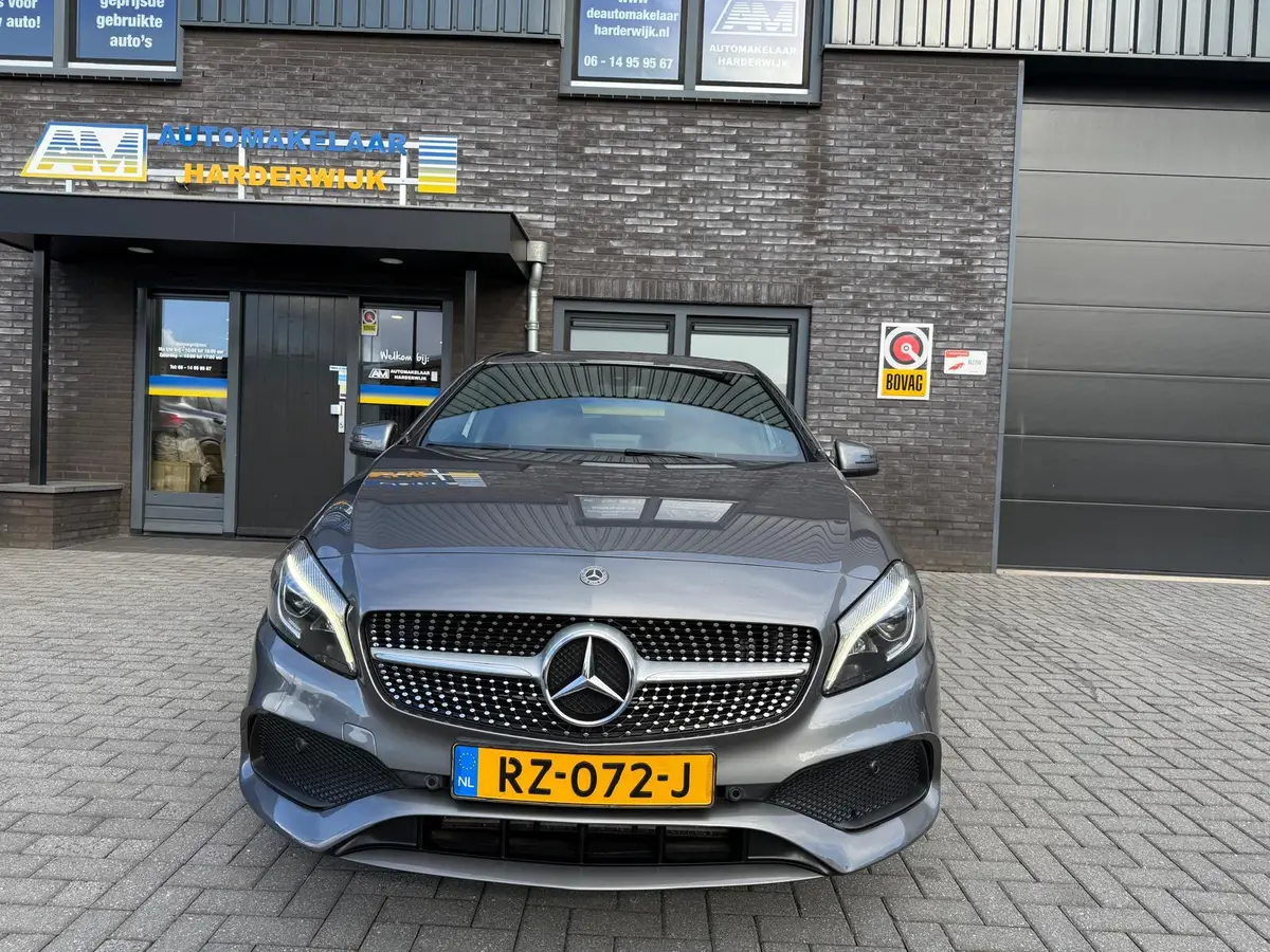 Mercedes-Benz A-Klasse 160 Sport Edition: foto 2
