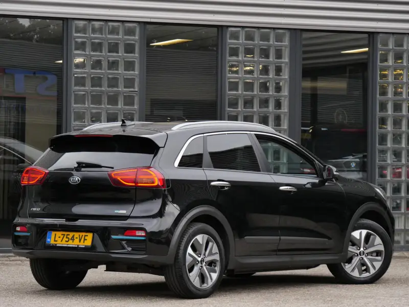 Kia e-Niro 64kWh DYNAMICPLUSLINE/ SCHUIFDAK/ SOH 97%/ 2021 leasen bij DreamLease: foto 2