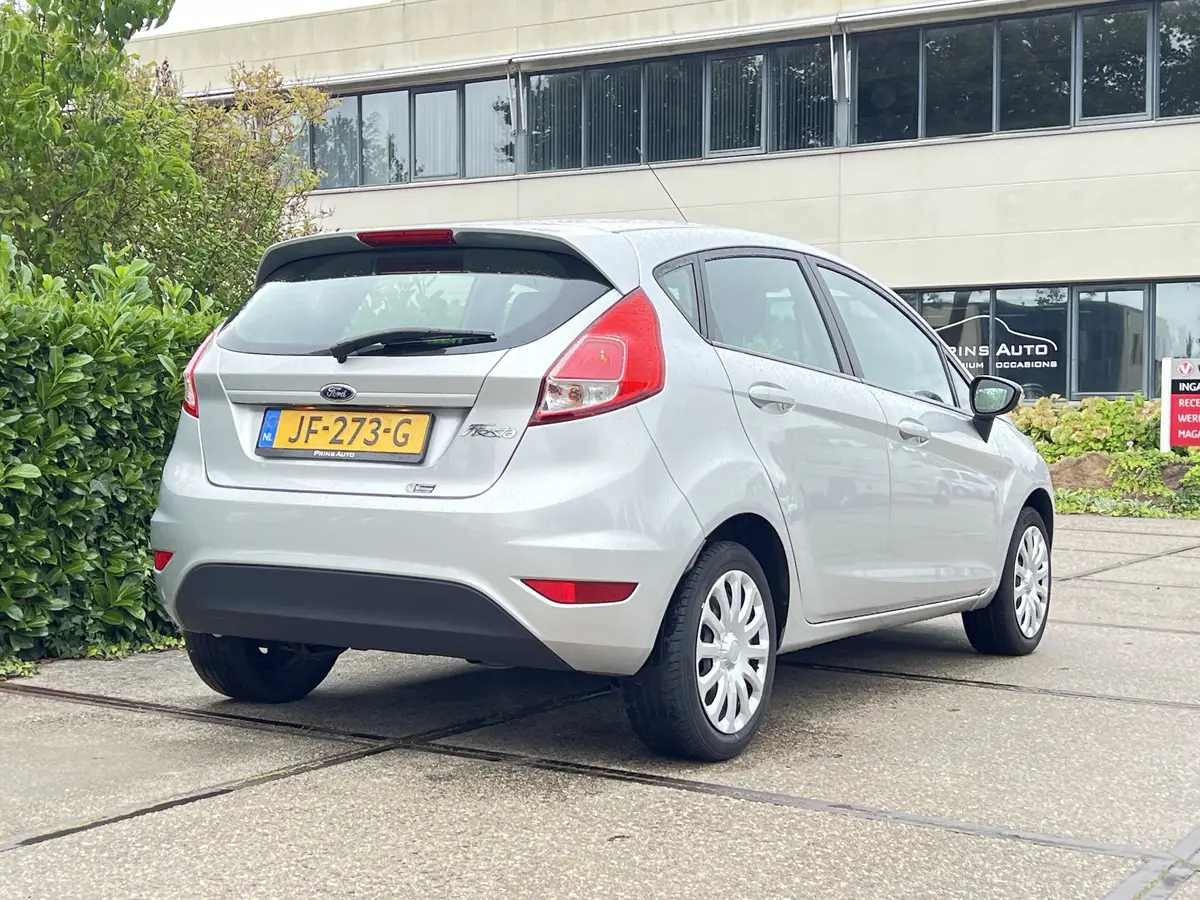 Ford Fiesta 1.0 Style: foto 2