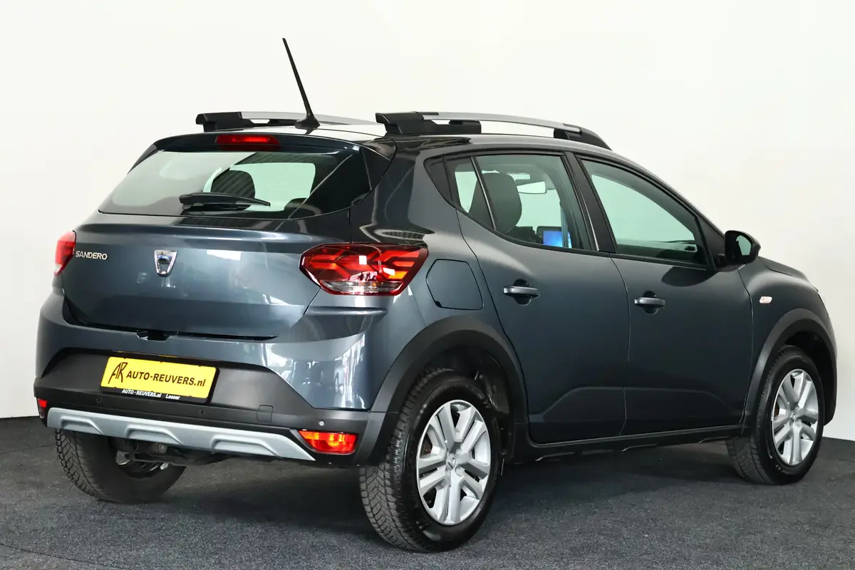 Dacia Sandero Stepway 1.0 TCe 90 Comfort: foto 2