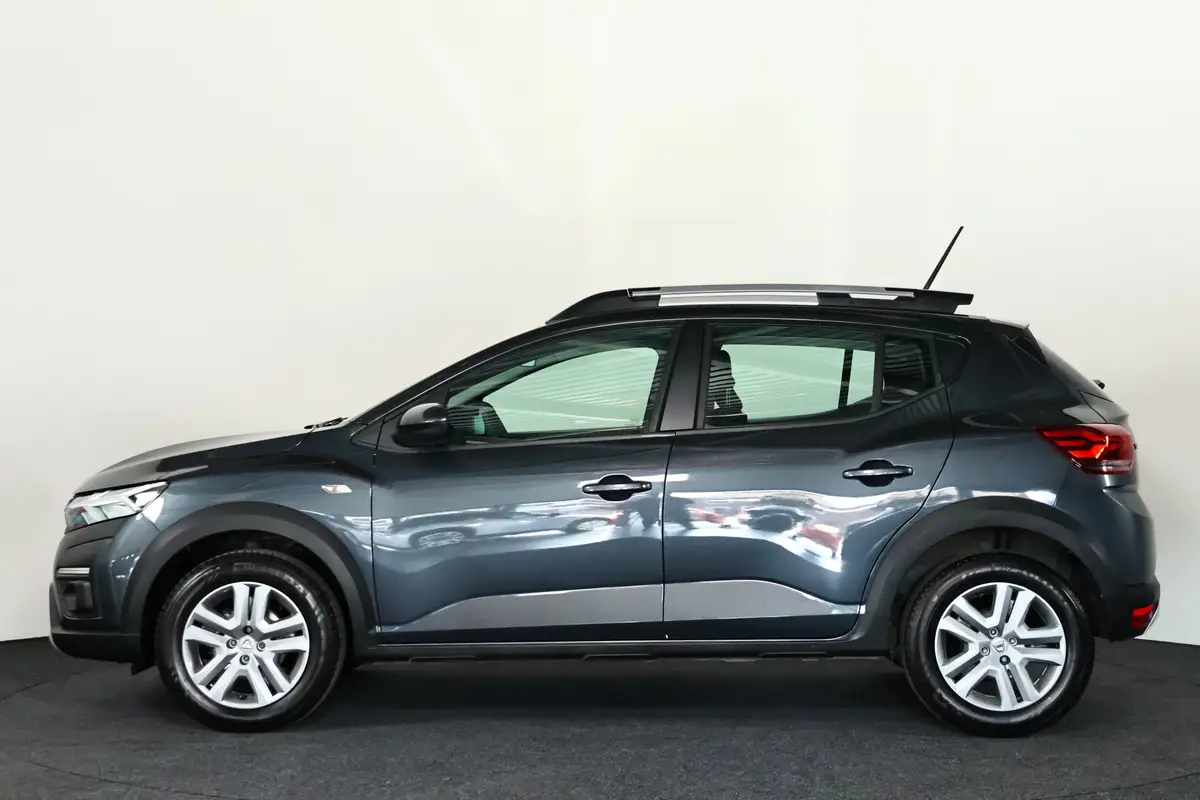 Dacia Sandero Stepway 1.0 TCe 90 Comfort: foto 27