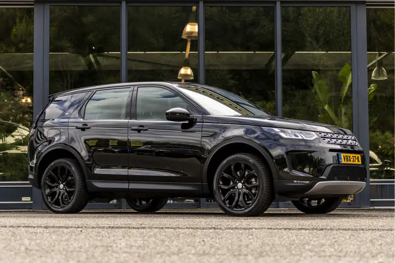 Land Rover Discovery Sport 2.0 TD4 Urban Series SE EX.BTW 2020 leasen bij DreamLease: foto 1