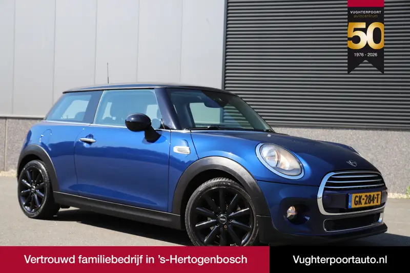 MINI Cooper 1.5 136pk *Automaat*/Chili /Cruise/Two-Tone/17"/led 2015 leasen bij DreamLease: foto 1