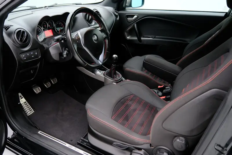 Alfa Romeo MiTo 0.9 TwinAir ECO Super Navi|Clima|LMV 2017 leasen bij DreamLease: foto 2