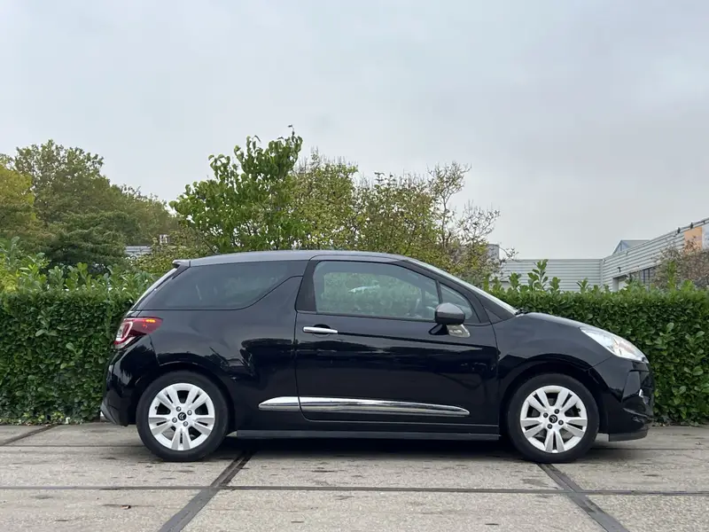 Citroën DS3 1.2 VTi So Chic 2014 leasen bij DreamLease: foto 1