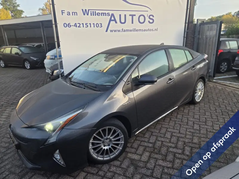 Toyota Prius 1.8 Business Plus 2016 leasen bij DreamLease: foto 1