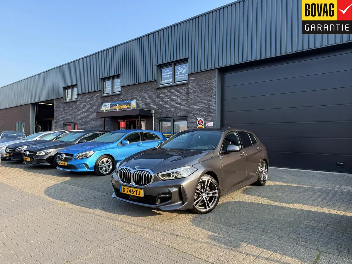 BMW 1 Serie 116d Executive: foto 1