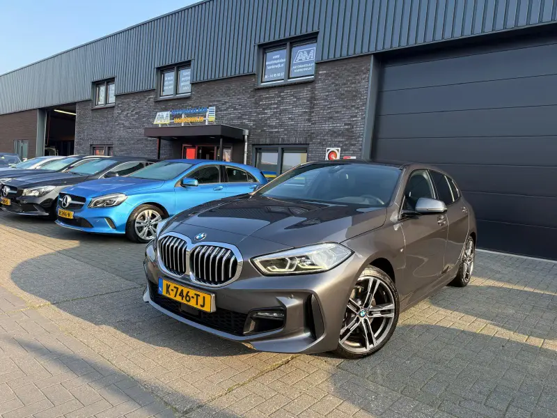 BMW 1 Serie 116d Executive 2020 leasen bij DreamLease: foto 2
