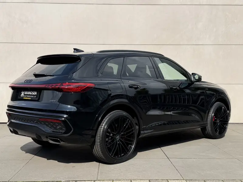Audi Q5 2.0 TFSI e-hybrid quattro S edition Competition 2026 leasen bij DreamLease: foto 2