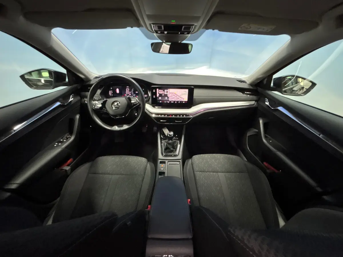 Škoda Octavia Combi 1.0 TSI Business Edition Plus Trekhaak, Carplay,: foto 2