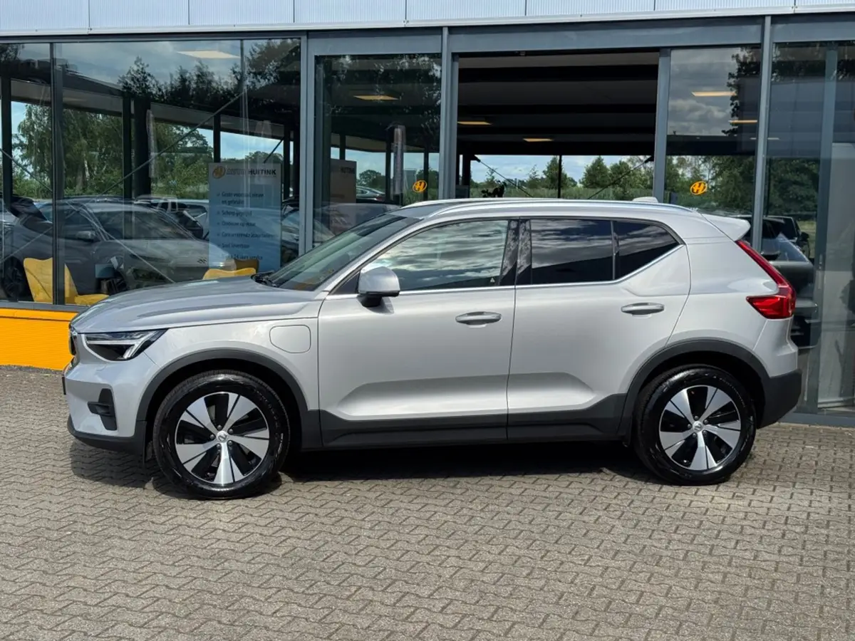 Volvo XC40 1.5 T5 Plus Bright - leer - camera - navi - stoelverwarming: foto 2