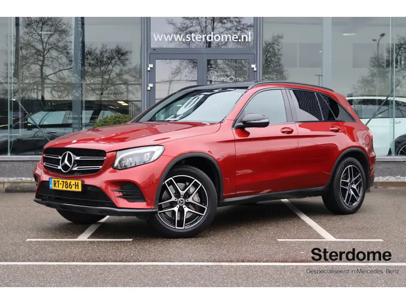 Mercedes-Benz GLC 250 d 4MATIC AMG l Panoramadak l Trekhaak l Stoelverwarming I Camera I Night Pakket l PTS l LED l Airconditioning lSpiegel pakket l 2018 leasen bij DreamLease: foto 1