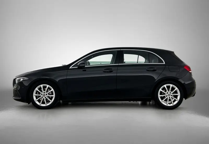 Mercedes-Benz A-Klasse 200 Premium Plus 2020 leasen bij DreamLease: foto 2