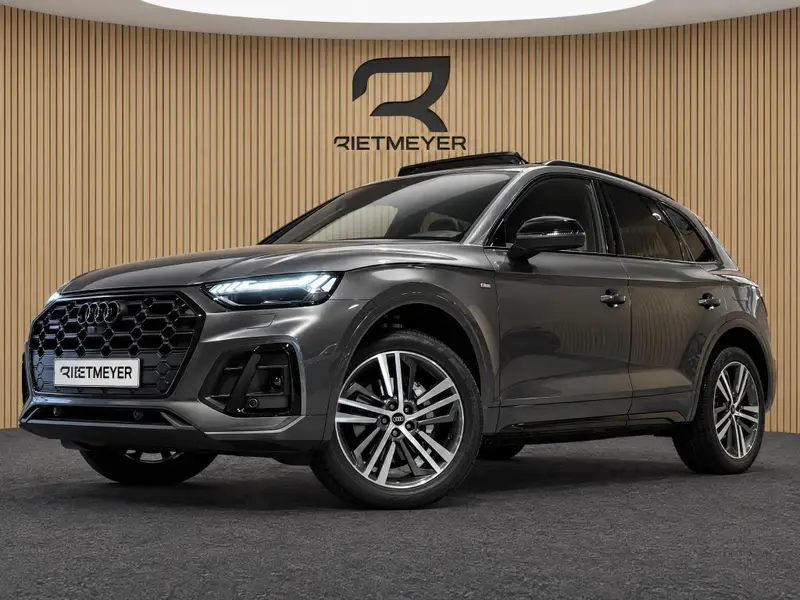 Audi Q5 50 TFSI e S edition Competition 2024 leasen bij DreamLease: foto 1