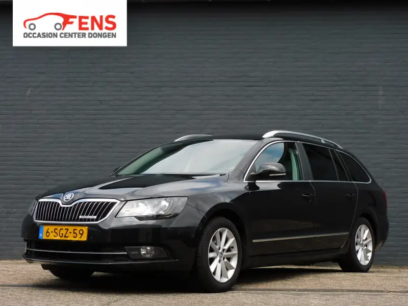 Škoda Superb Combi 1.6 TDI Ambition Business 2013 leasen bij DreamLease: foto 1