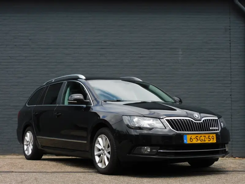 Škoda Superb Combi 1.6 TDI Ambition Business 2013 leasen bij DreamLease: foto 2