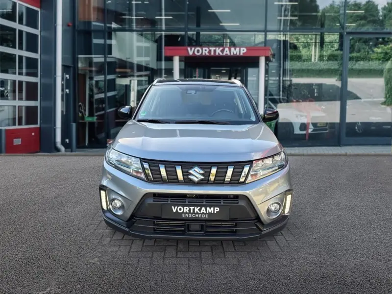 Suzuki Vitara 1.4 Boosterjet Style DEALER-OND/TREKHAAK/CAMERA/ACC/CLIMA/STOELVERW 2021 leasen bij DreamLease: foto 2