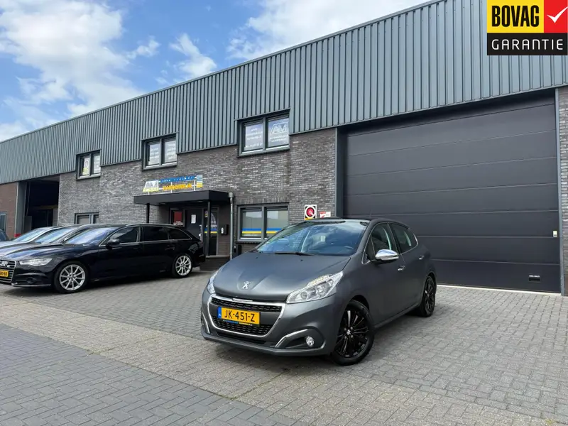 Peugeot 208 1.2 110PK Allure 2016 leasen bij DreamLease: foto 1