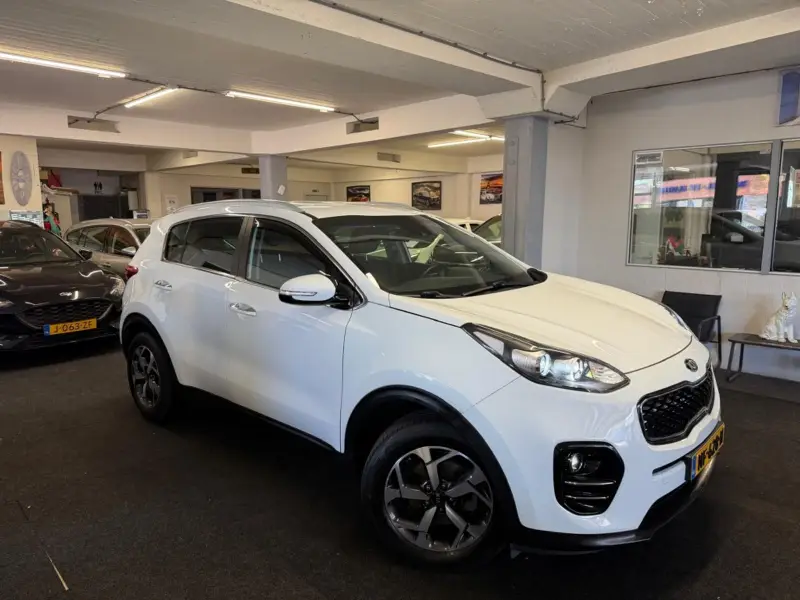 Kia Sportage 1.6 GDI DynamicLine*Camera*Carplay*Navi*Velgen 2017 leasen bij DreamLease: foto 1