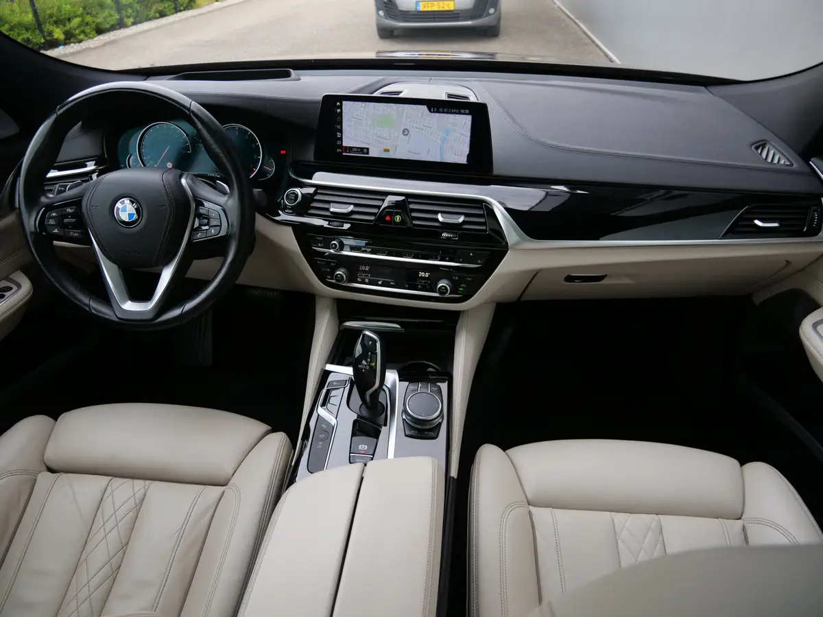 BMW 6 Serie Gran Turismo 630i High Executive 259 Pk Automaat: foto 2