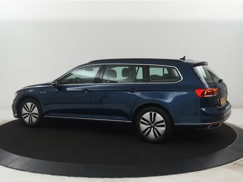 Volkswagen Passat Variant 1.4 TSI PHEV GTE Business 2022 leasen bij DreamLease: foto 2