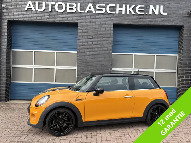 MINI 3-Deurs 1.5 Cooper Chili, 18 inch, airco, stoelverwarming 2015 leasen bij DreamLease: foto 1