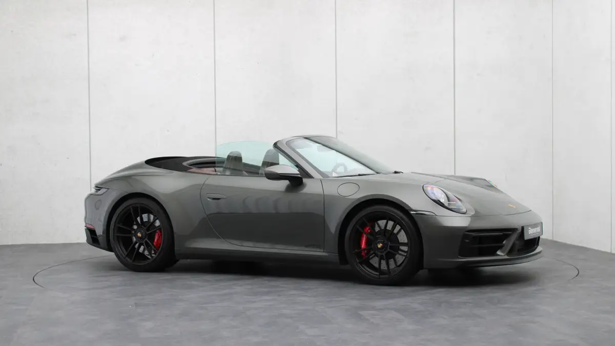 Porsche 911 Cabrio 3.0 Carrera GTS: foto 35