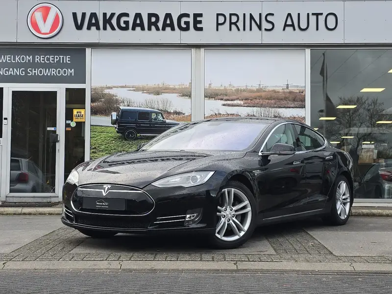 Tesla Model S 85 Base 2014 leasen bij DreamLease: foto 1