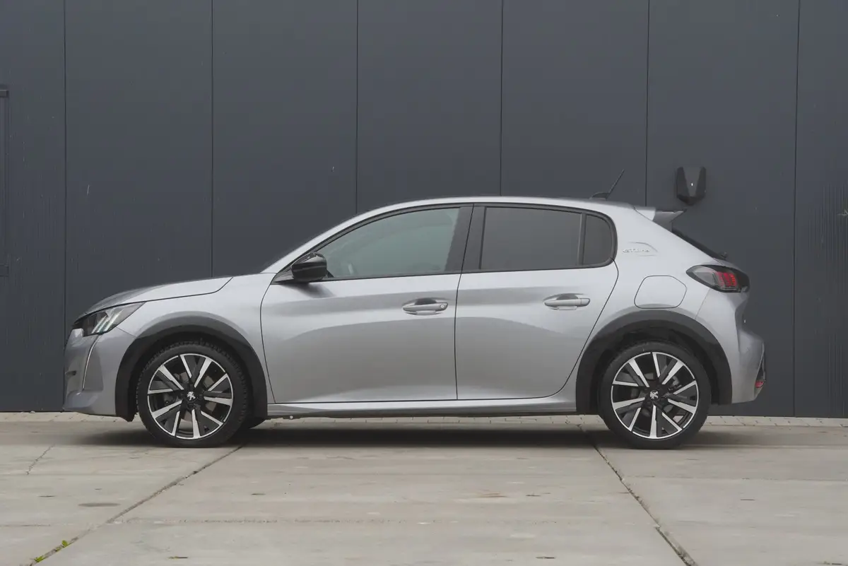 Peugeot 208 1.2 131PK|GT|Automaat|Pano|Leder|Massage|Memory|Stoelverwarming|Navi|CarPlay|LED: foto 2