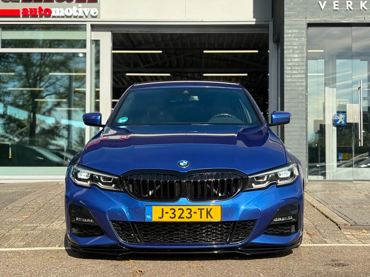 BMW 3 Serie 318i High Executive Edition M-PAKKET NL-AUTO NAP!: foto 2
