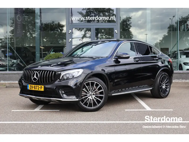 Mercedes-Benz GLC Coupé 250 4MATIC l AMG l Burmerster l Comand l Wegklapbare trekhaak l LED adaptief l Sfeerverlichting l Memory pakket voor bestuurdersstoel l KEYLESS GO l Parkeer pakket l Stoelverwarming l 2018 leasen bij DreamLease: foto 1