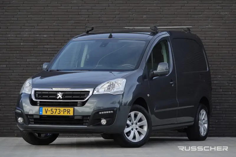 Peugeot Partner L1 | 1.6 BlueHDi 100Pk | Stoel-Bank | Premium Pack | Achteruitrijcamera | Trekhaak | 16'' 2018 leasen bij DreamLease: foto 1