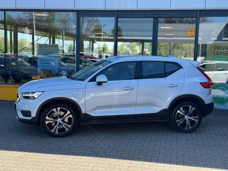 Volvo XC40 1.5 T5 Recharge Inscription - leer - navi - carplay/android elec achterklep 2020 leasen bij DreamLease: foto 2