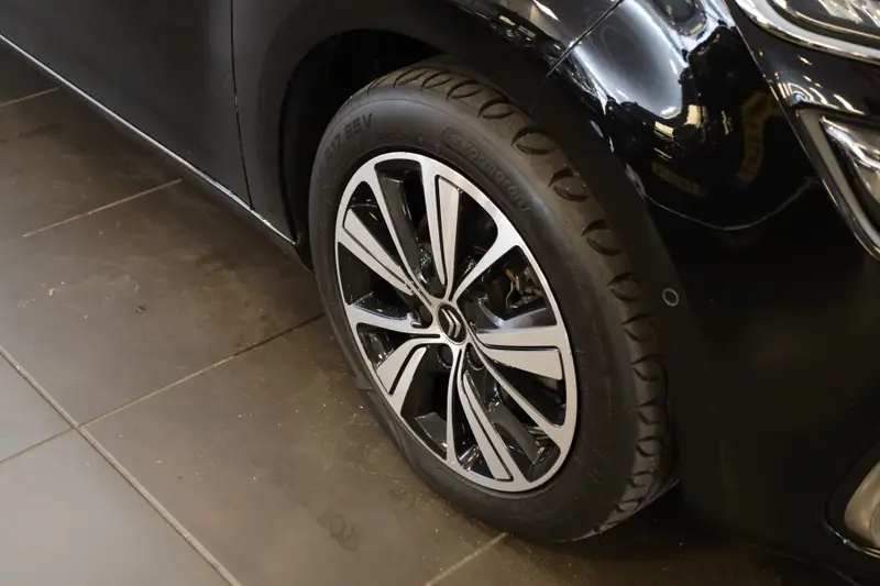 Citroën Grand C4 Spacetourer PT 180 Shine Automaat-8 Panoramadak | Xenon | Elek a klep 2019 leasen bij DreamLease: foto 2