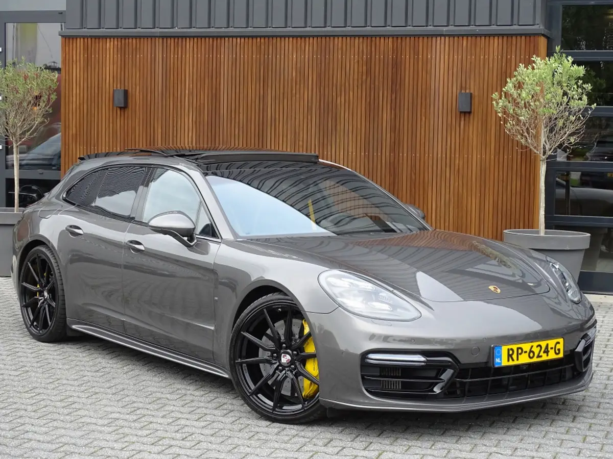 Porsche Panamera Sport Turismo 4.0 Turbo S E-Hybrid 680PK / Ceramic / Sports Chrono / Sport Design: foto 2