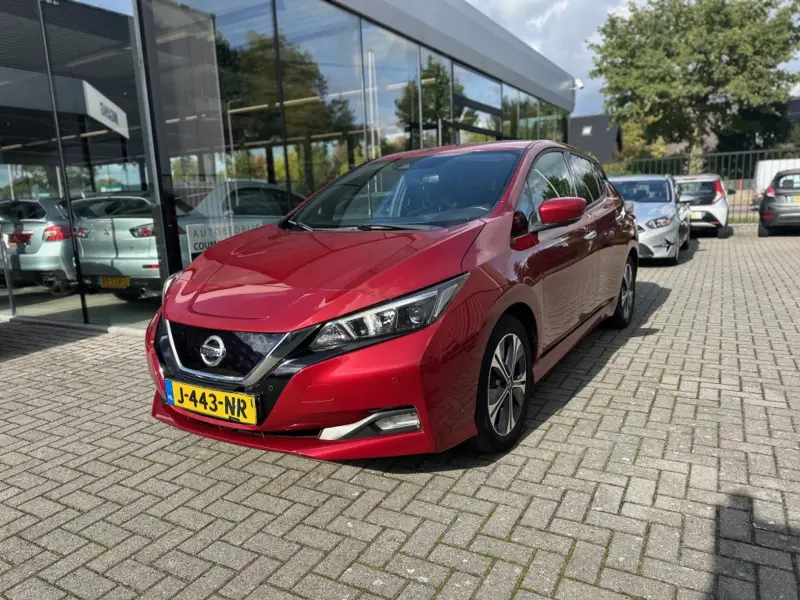Nissan Leaf Electric 40kWh N-Connecta 2020 leasen bij DreamLease: foto 1