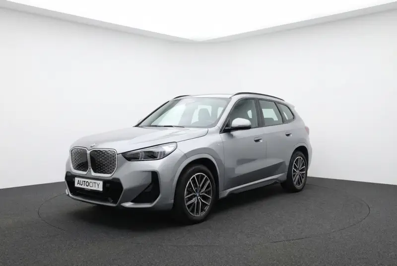 BMW iX1 eDrive20 M Sport l Adaptive LED l Navi l Camera 2024 leasen bij DreamLease: foto 1