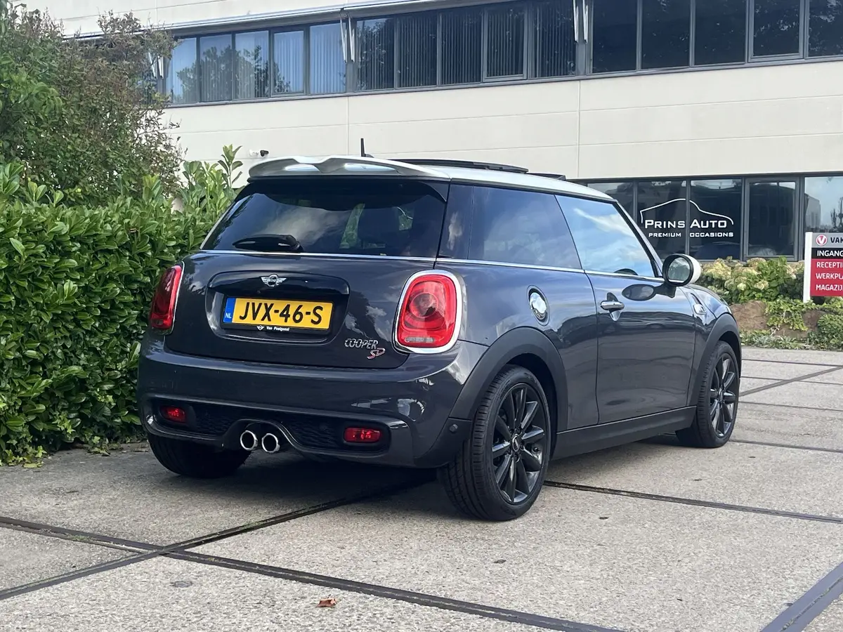MINI 3-Deurs 2.0 Cooper SD: foto 2