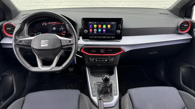 SEAT Arona 1.0 TSI FR Business Adaptive cruise Climate control Full LED Apple Carplay / Android Auto Link Parkeersensor achter 2024 leasen bij DreamLease: foto 2