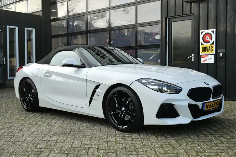 BMW Z4 sDrive20i High Executive M-Sport 2019 leasen bij DreamLease: foto 1