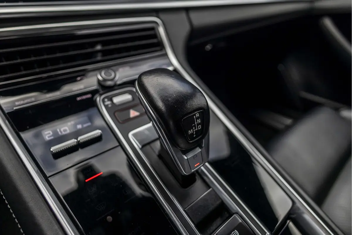 Porsche Panamera Sport Turismo Sport Chrono 2.9 4 E-Hybrid: foto 45