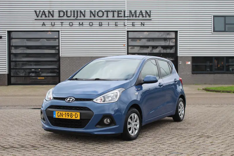 Hyundai i10 1.0i i-Motion Comfort 2015 leasen bij DreamLease: foto 1
