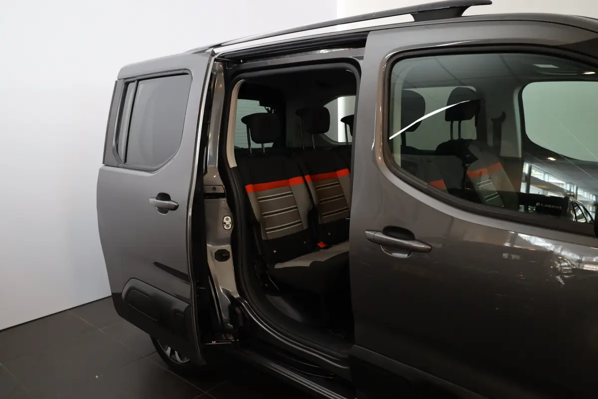Citroën Berlingo PT 130 Shine XTR Automaat-8: foto 2