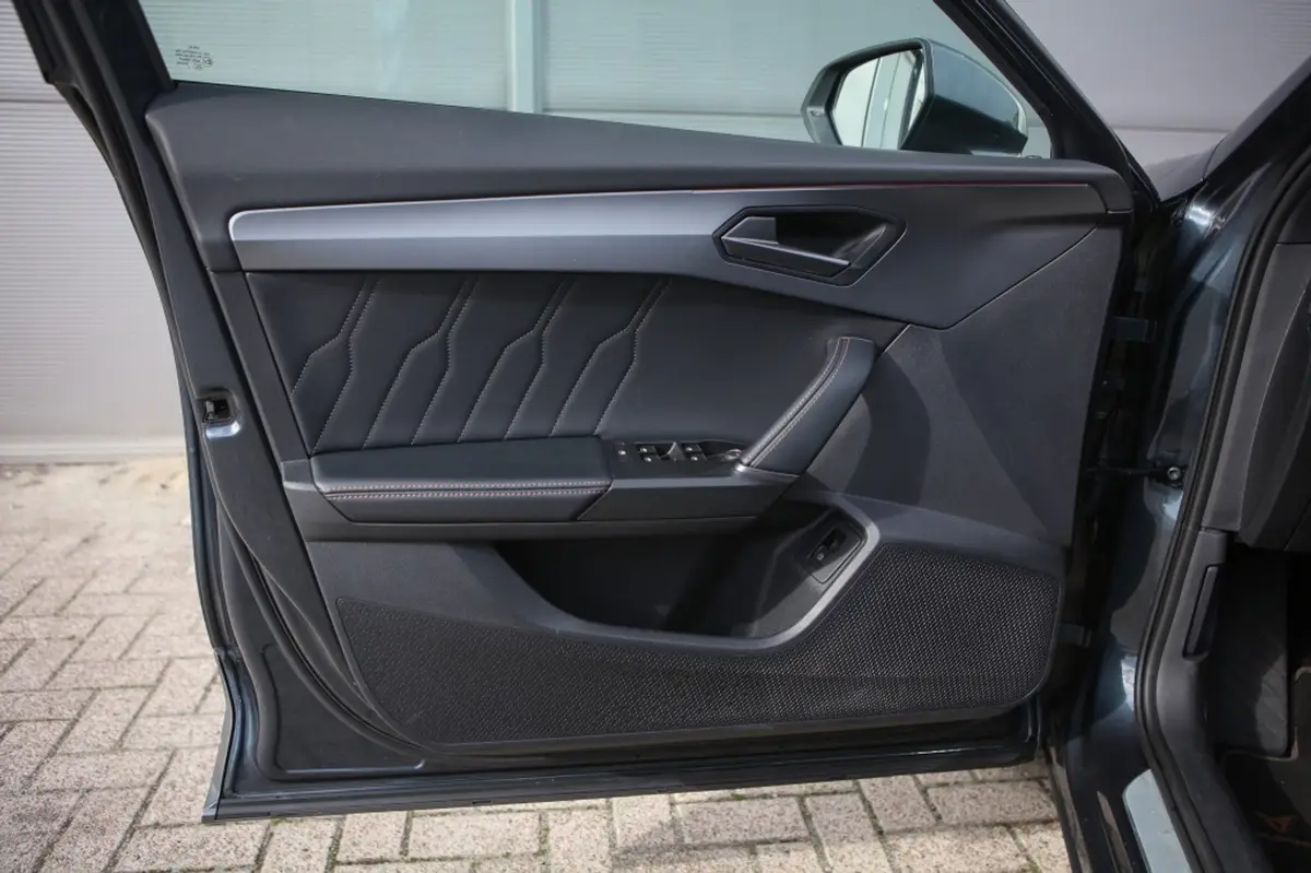 CUPRA Formentor 1.4 e-Hybrid Bns: foto 27